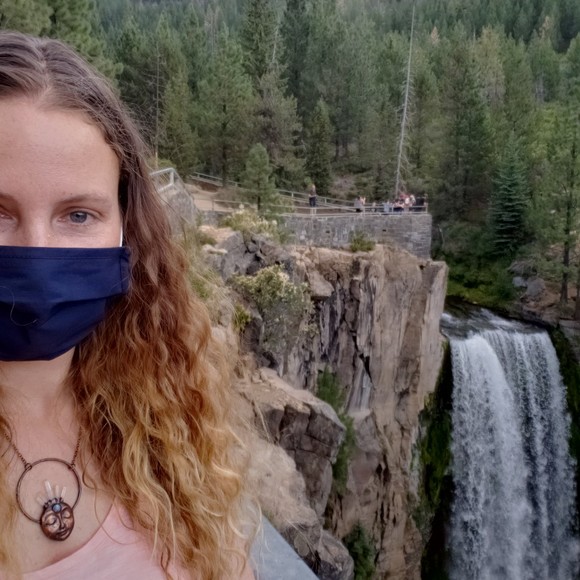 Meet your Posher, Posh - Picture 1 of 1